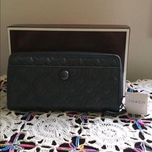 Authentic COACH gunmetal blue accordion zip wallet